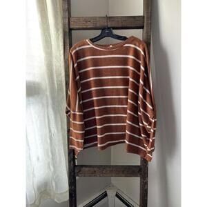 Batwing Sleeved Brown & White Top